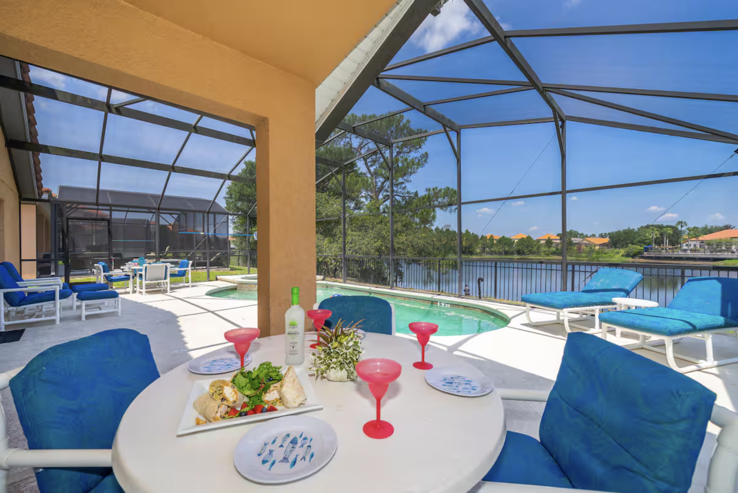 Sunset onLake/24/7 gate/ 4bd/3ba/Grill/spapool/141